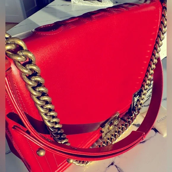 TRADE!! Reserved!! CHANEL BAG. EUC - Picture 2 of 13